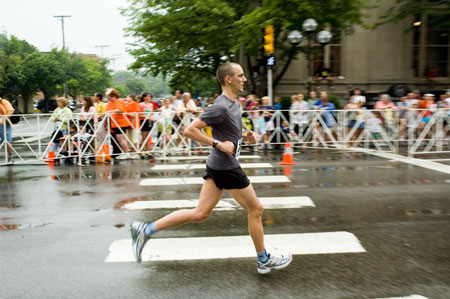 Stephen McKenna finishing the Dexter Ann Arbor Run 2007